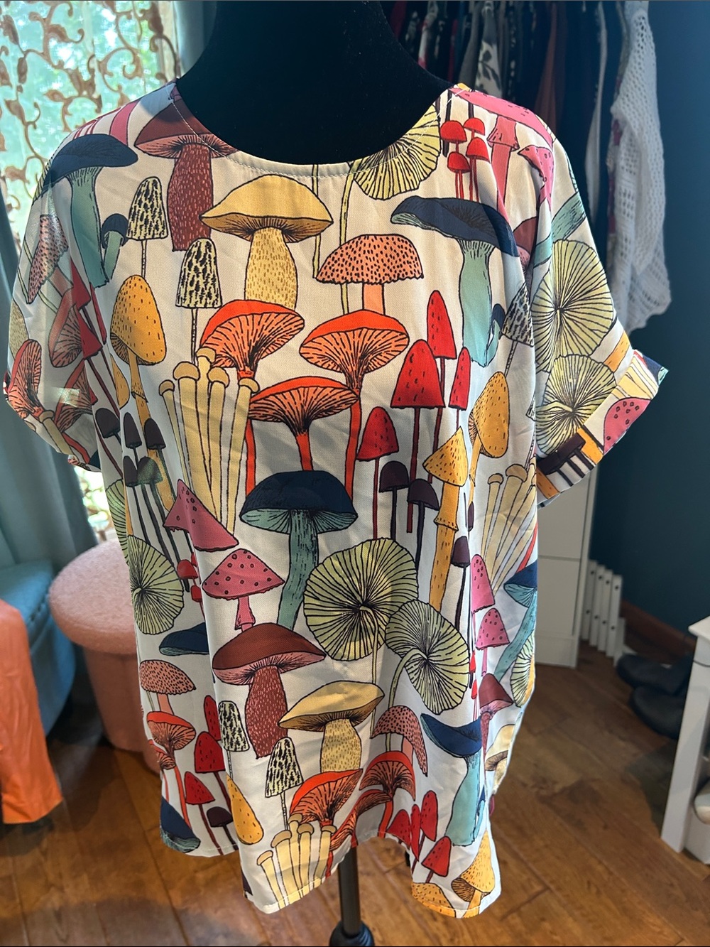 Multicolor Mushroom Print Short Sleeve Blouse - Casual Women's Top